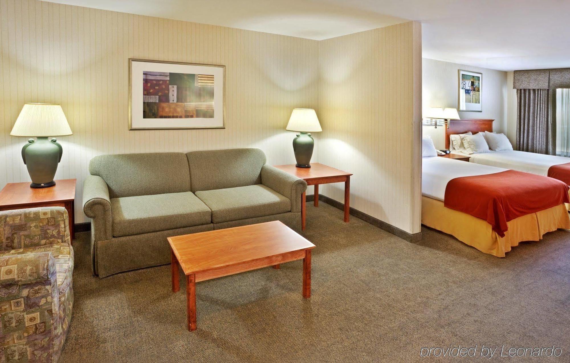 Holiday Inn Express Hotel & Suites Pasco-Tricities By Ihg Esterno foto